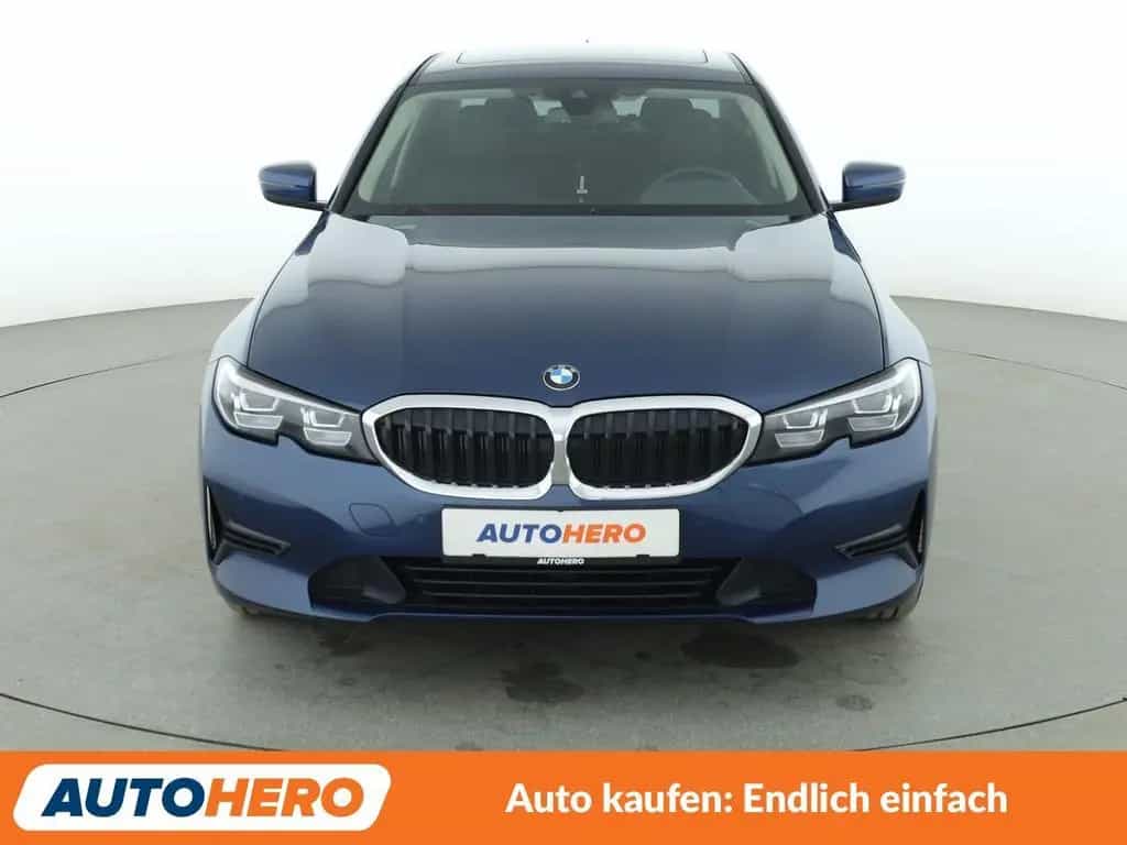 BMW 320 d Mild-Hybrid Advantage Aut.*NAVI*LED*PDC*SHZ 12/2020-photo-8