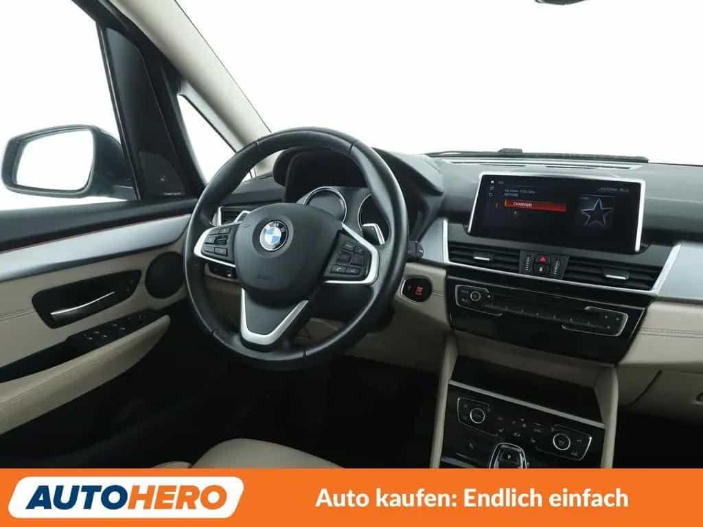 BMW 220 Gran Tourer 220d Gran Tourer xDrive Sport Line Aut.*NAVI*LED 10/2020-photo-12