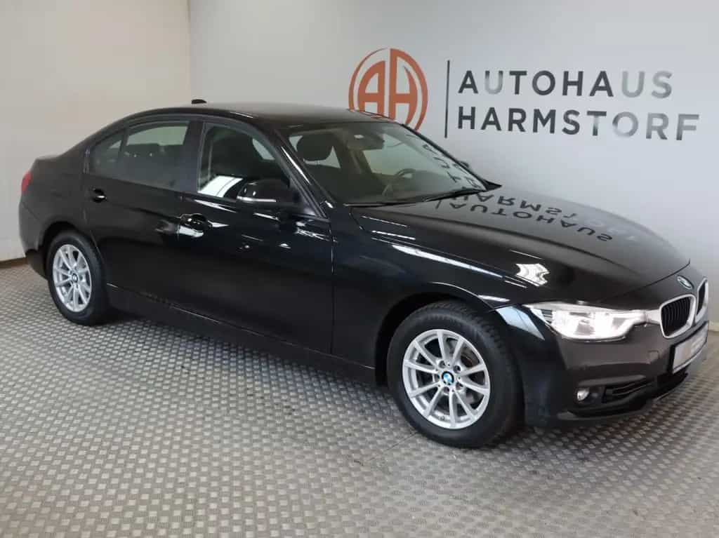 BMW 318 Advantage LED SH 09/2017-photo-5
