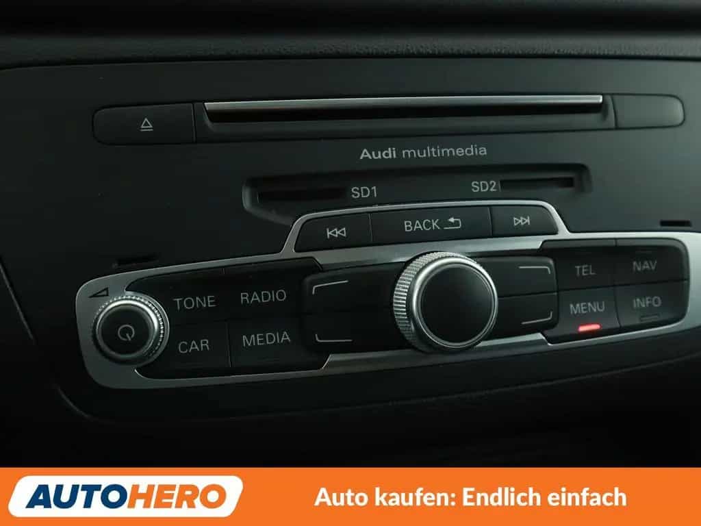 Audi Q3 1.4 TFSI ACT Design*NAVI*PDC*SHZ* 02/2017-photo-23