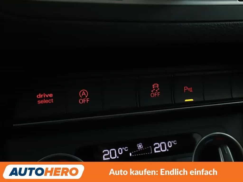 Audi Q3 1.4 TFSI ACT Design*NAVI*PDC*SHZ* 02/2017-photo-24