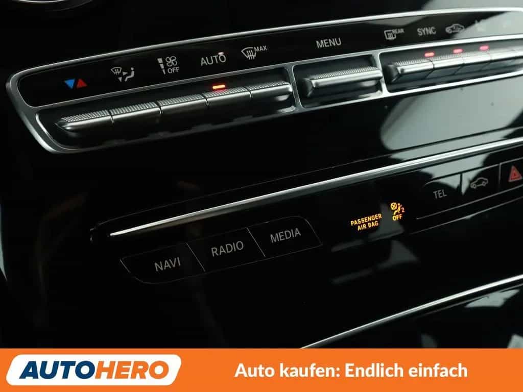 Mercedes-Benz C 200 T 4Matic Avantgarde  Aut.*NAV*TEMPO*AHK* 11/2018-photo-24