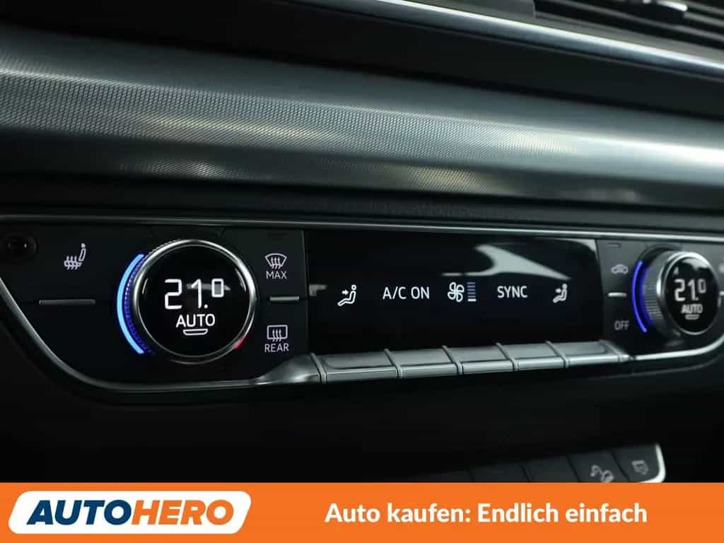 Audi Q5 Sportback 40 TDI Mild-Hybrid quattro S line 07/2021-photo-22