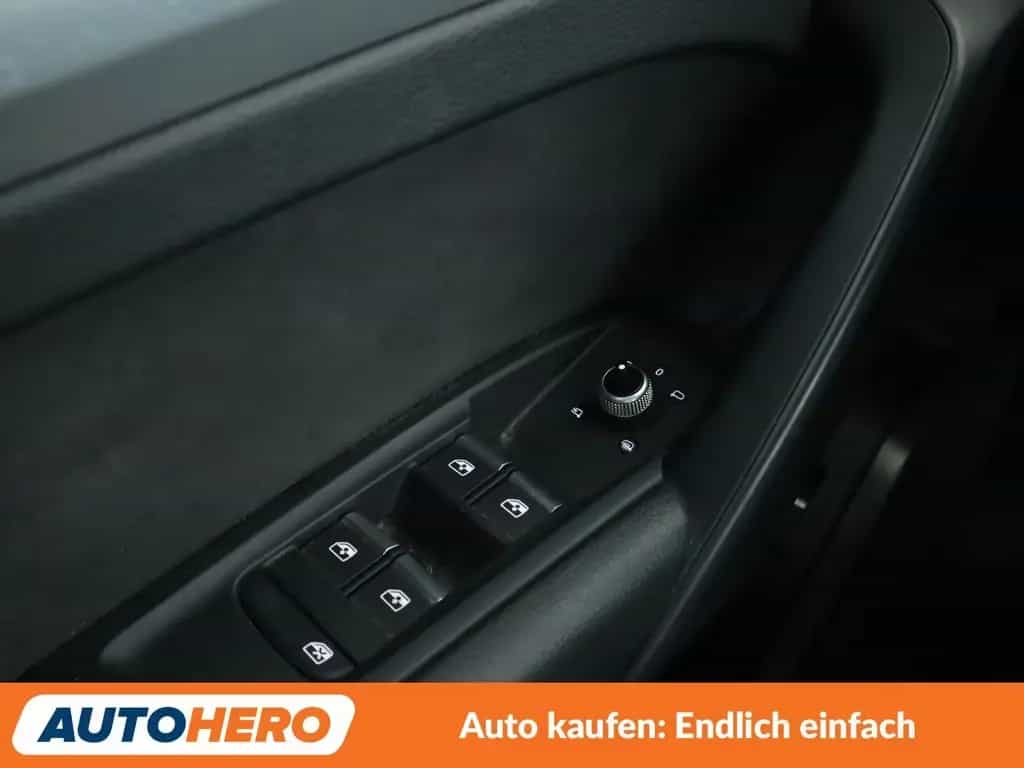 Audi Q5 Sportback 40 TDI Mild-Hybrid quattro S line 07/2021-photo-33