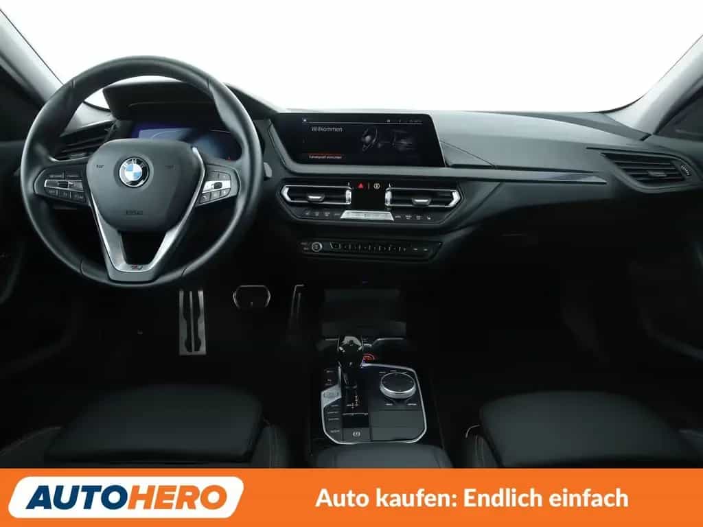 BMW 118 1er 118i Sport Line Aut.*HEADUP*LED*TEMPO*PDC*SH 05/2021-photo-11