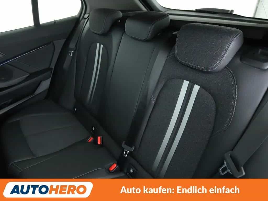 BMW 118 1er 118i Sport Line Aut.*HEADUP*LED*TEMPO*PDC*SH 05/2021-photo-13
