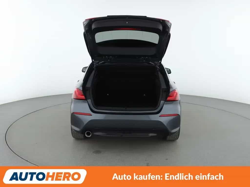 BMW 118 1er 118i Sport Line Aut.*HEADUP*LED*TEMPO*PDC*SH 05/2021-photo-16