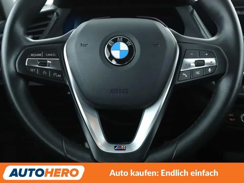 BMW 118 1er 118i Sport Line Aut.*HEADUP*LED*TEMPO*PDC*SH 05/2021-photo-18