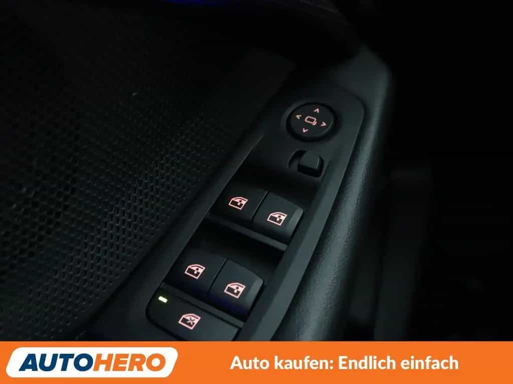 BMW 118 1er 118i Sport Line Aut.*HEADUP*LED*TEMPO*PDC*SH 05/2021-photo-25