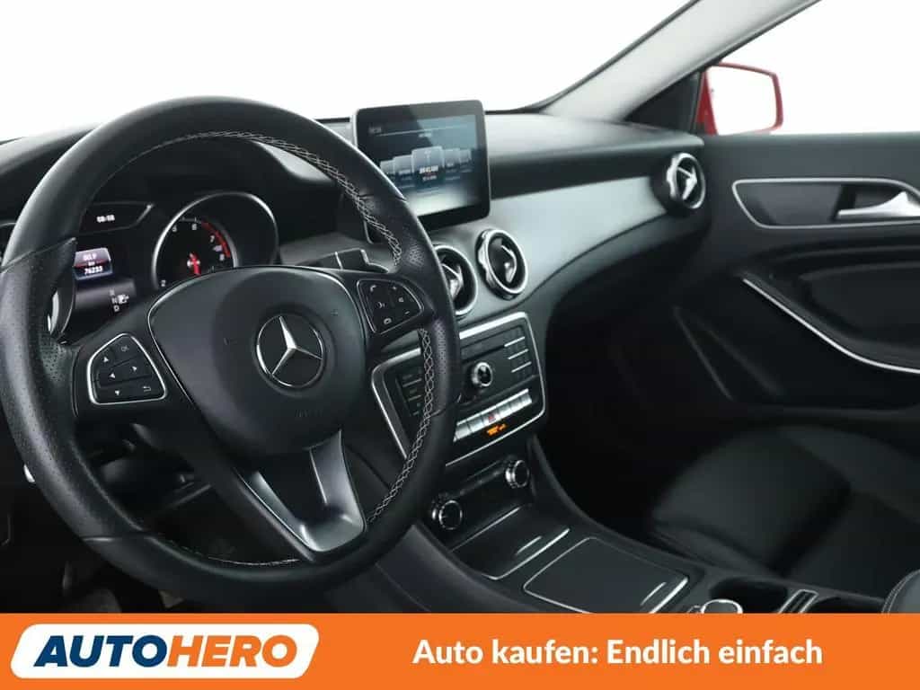 Mercedes-Benz GLA 200 GLA-Klasse GLA 200 Urban Aut.*NAV*LED*TEMPO*CAM* 03/2017-photo-10