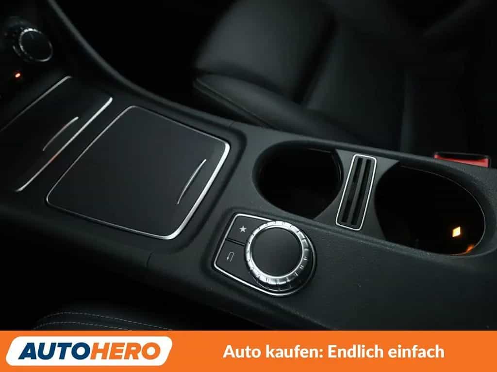 Mercedes-Benz GLA 200 GLA-Klasse GLA 200 Urban Aut.*NAV*LED*TEMPO*CAM* 03/2017-photo-24