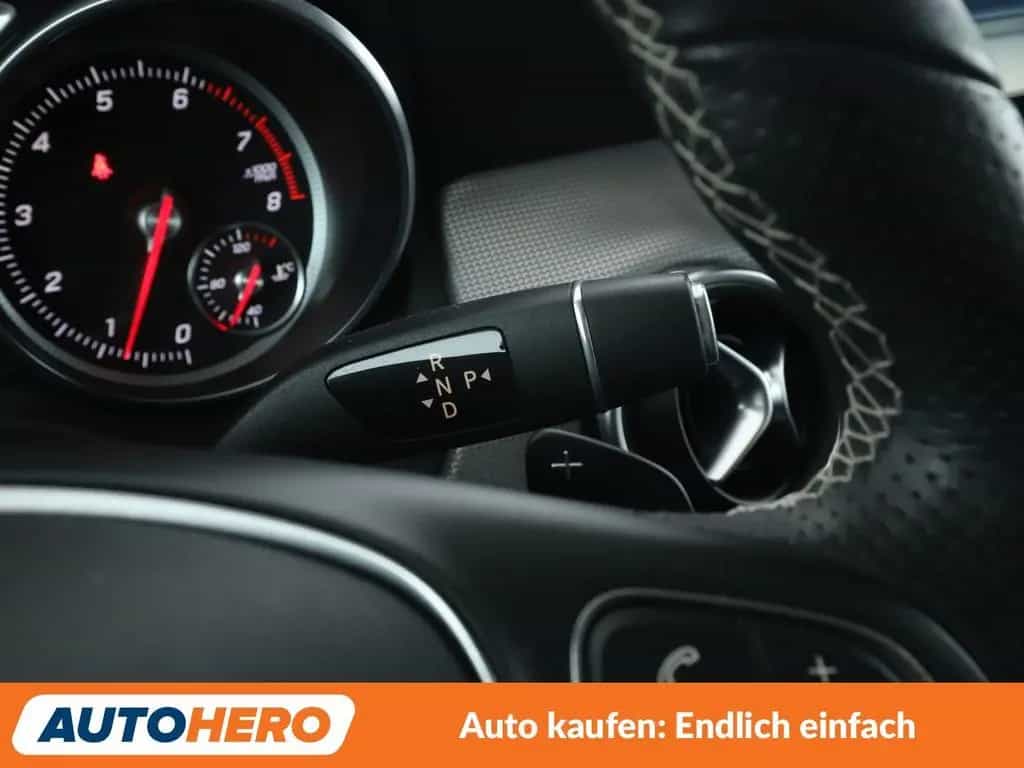 Mercedes-Benz GLA 200 GLA-Klasse GLA 200 Urban Aut.*NAV*LED*TEMPO*CAM* 03/2017-photo-28
