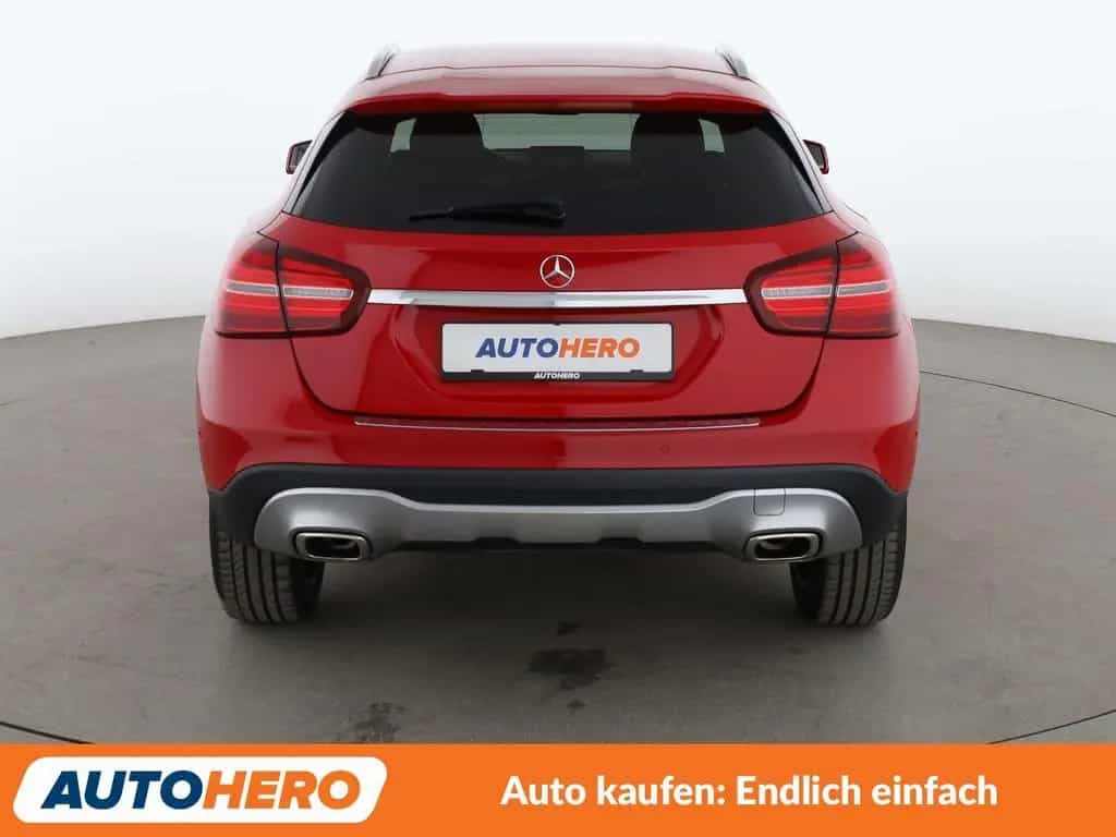 Mercedes-Benz GLA 200 GLA-Klasse GLA 200 Urban Aut.*NAV*LED*TEMPO*CAM* 03/2017-photo-4
