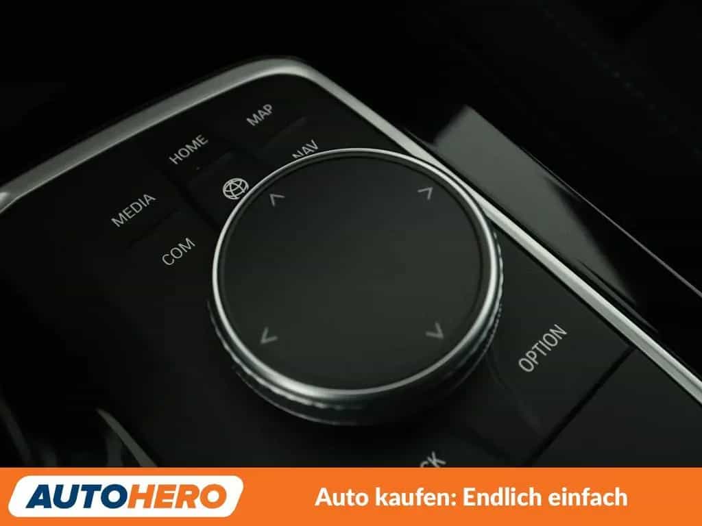 BMW 120 d xDrive M Sport Aut.*NAVI*LED*PDC*TEMPO*SHZ* 03/2021-photo-25