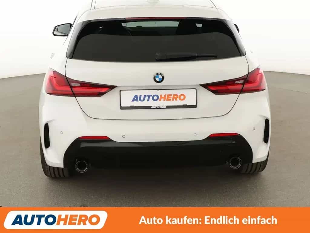 BMW 120 d xDrive M Sport Aut.*NAVI*LED*PDC*TEMPO*SHZ* 03/2021-photo-4
