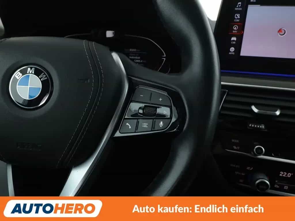 BMW 530 5er 530d Luxury Line Aut.*NAVI*HEAD-UP*LED*ACC* 06/2021-photo-24