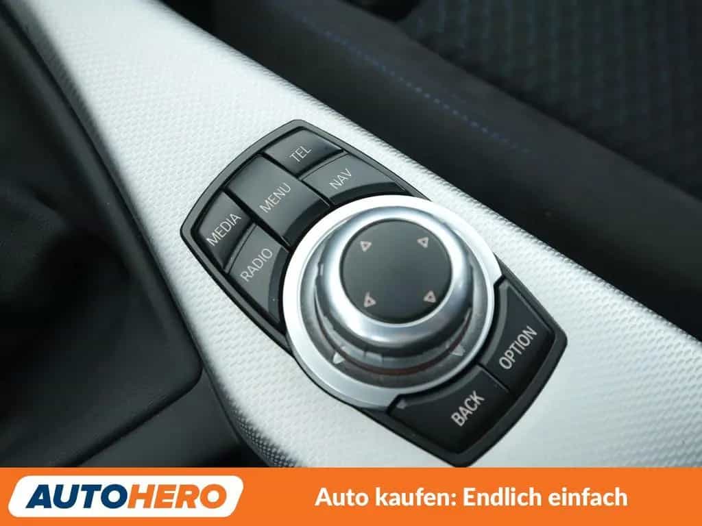 BMW 118 i M Sport *NAVI*LED*TEMPO*PDC*SHZ* 12/2016-photo-26