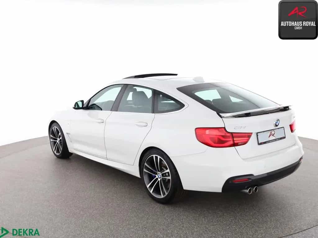 BMW 330 Gran Turismo i M SPORT NAVIPROF,HUD,KEYLESS 01/2019-photo-2