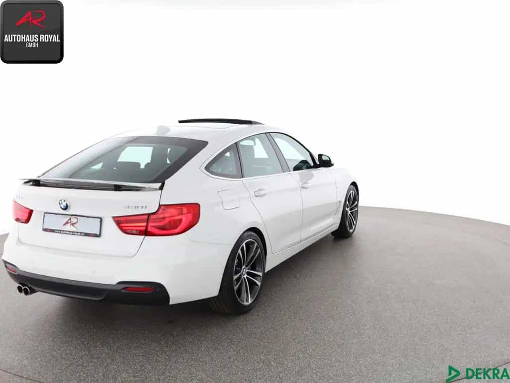 BMW 330 Gran Turismo i M SPORT NAVIPROF,HUD,KEYLESS 01/2019-photo-4