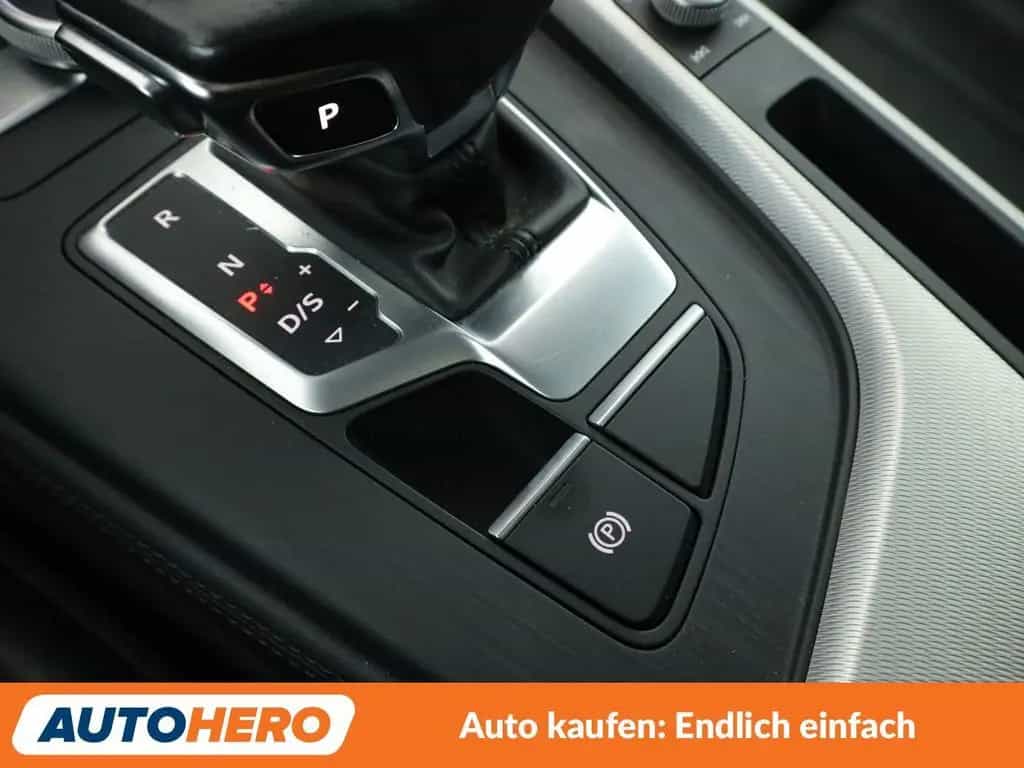 Audi A5 Sportback 3.0 V6 TDI quattro Design Aut.*NAV* 04/2018-photo-28