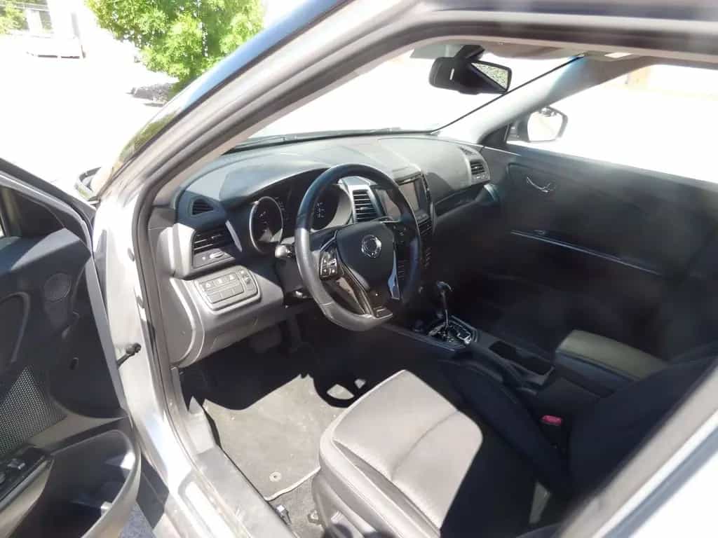 Ssangyong XLV 1,6 , Allrad , AHK, Automatik, 1 Hand 10/2016-photo-11