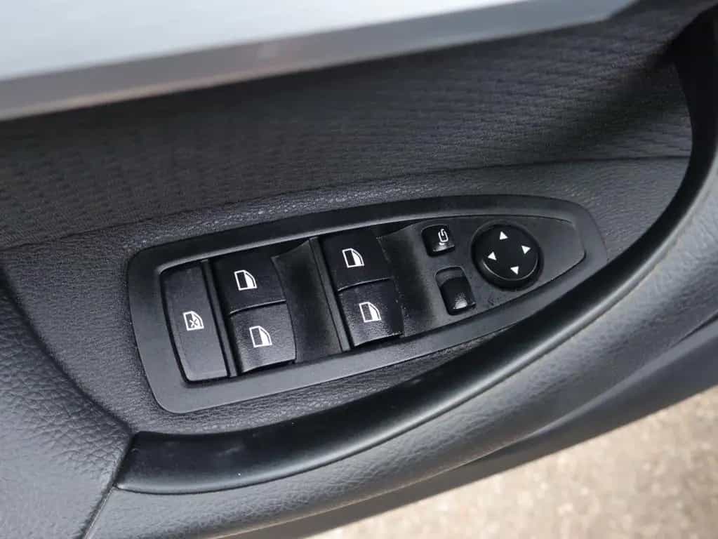 BMW X1 xDrive 20 i M Sport Aut. LED-HUD-AHK-NAVI-RFK 06/2016-photo-15