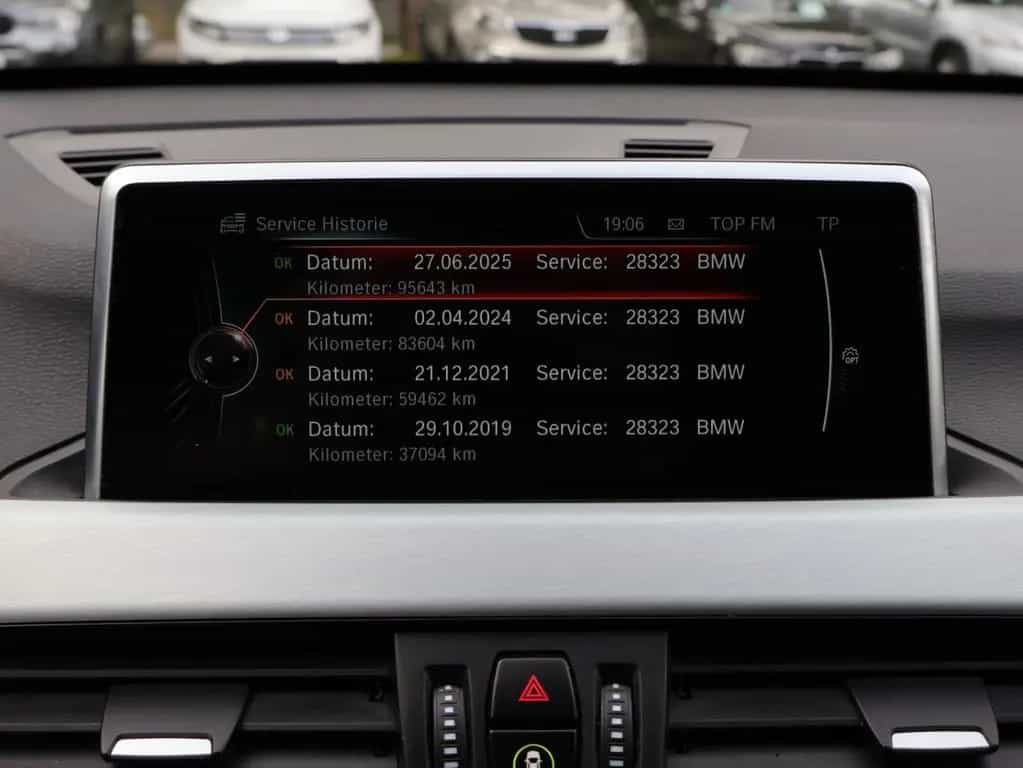 BMW X1 xDrive 20 i M Sport Aut. LED-HUD-AHK-NAVI-RFK 06/2016-photo-25
