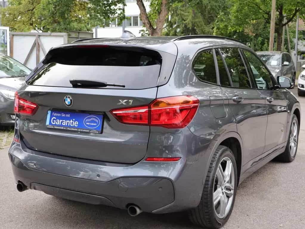BMW X1 xDrive 20 i M Sport Aut. LED-HUD-AHK-NAVI-RFK 06/2016-photo-3