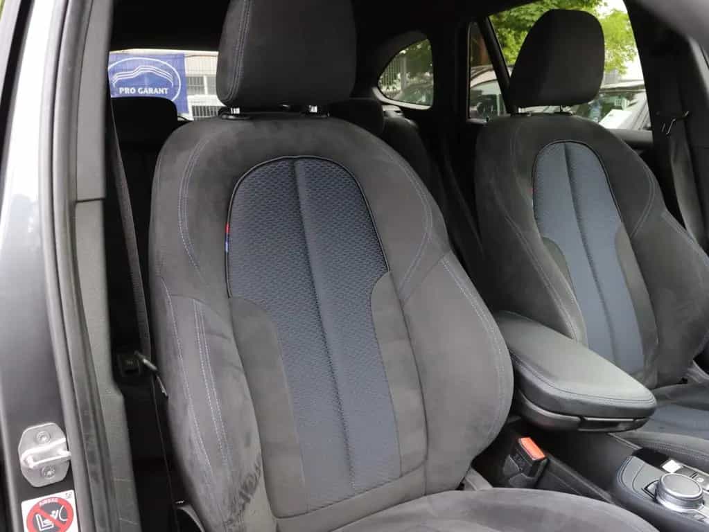 BMW X1 xDrive 20 i M Sport Aut. LED-HUD-AHK-NAVI-RFK 06/2016-photo-32