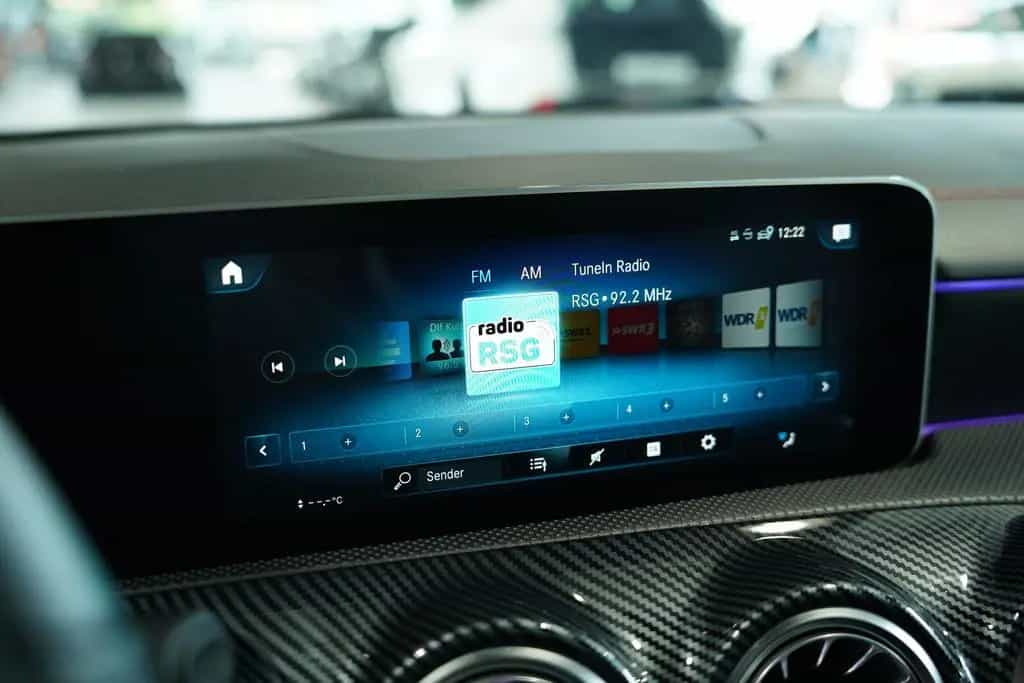 Mercedes-Benz CLA 180 AMG Line *19 *Digital*Business*Ambiente 08/2019-photo-38