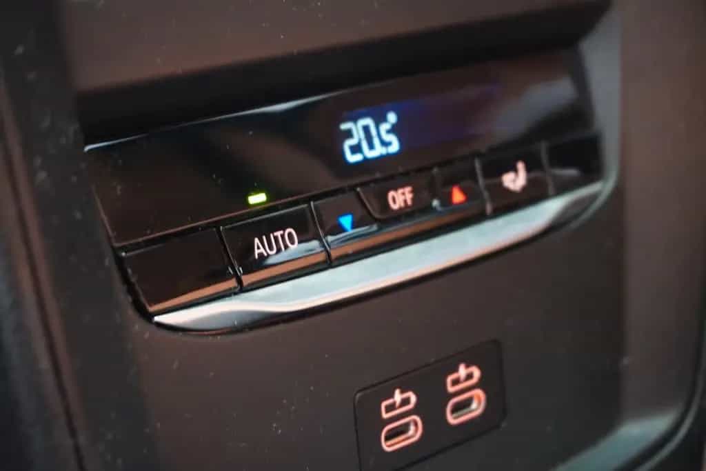 BMW 318 3 Touring 318 i M Sport 07/2022-photo-22