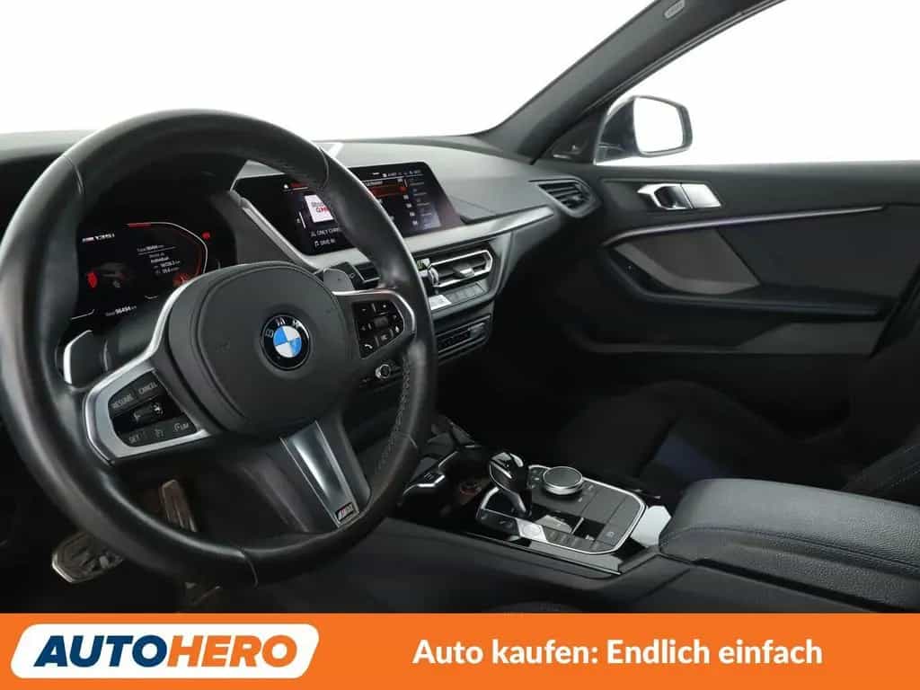 BMW M135 i xDrive Aut.*NAVI*LED*HUD*TEMPO*PDC* 08/2020-photo-10
