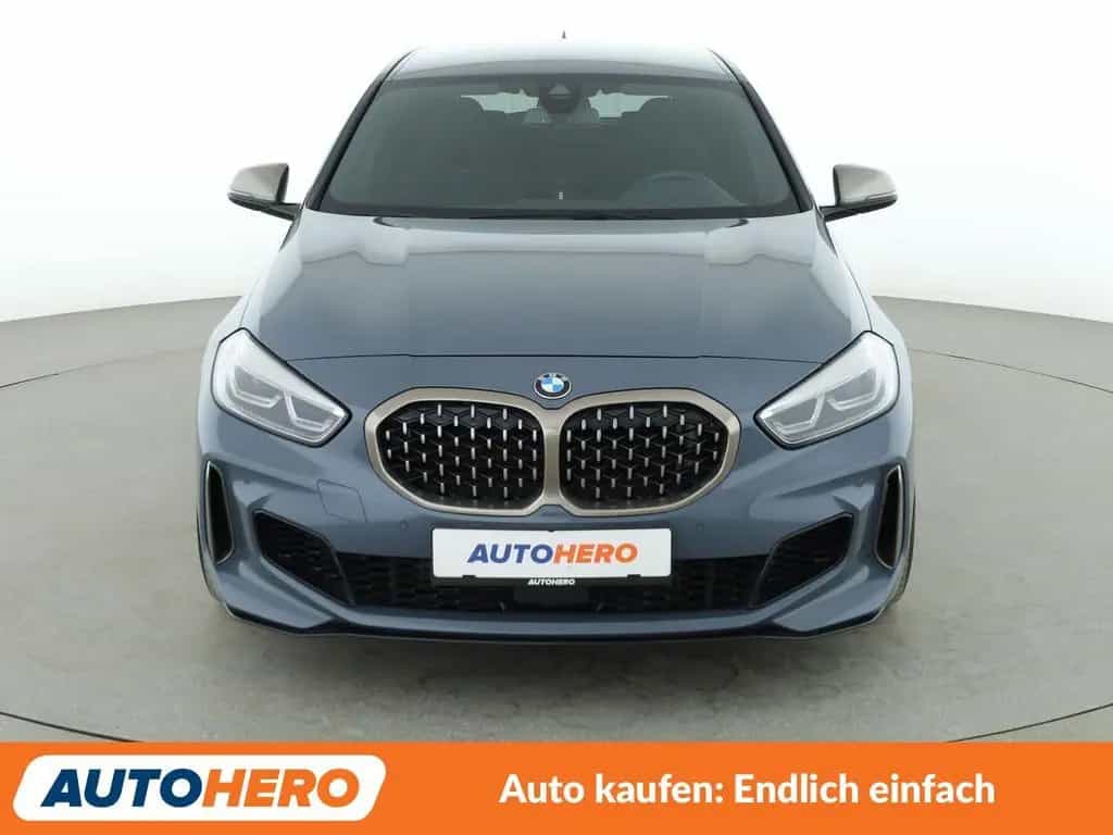 BMW M135 i xDrive Aut.*NAVI*LED*HUD*TEMPO*PDC* 08/2020-photo-8