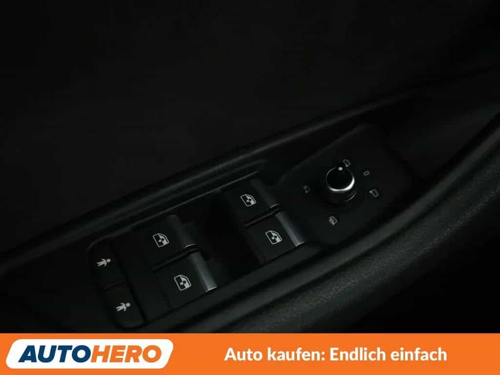 Audi A4 3.0 V6 TDI quattro Sport Aut.*NAVI*HUD*LED* 08/2018-photo-30