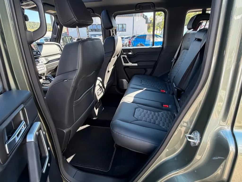 BAW 212 null-photo-10