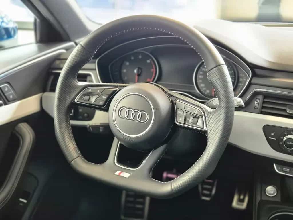 Audi A4 AVANT 2.0 TFSI S LINE TEILLEDER NAVI SHZ AHK 03/2016-photo-17