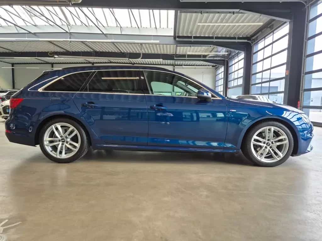 Audi A4 AVANT 2.0 TFSI S LINE TEILLEDER NAVI SHZ AHK 03/2016-photo-3