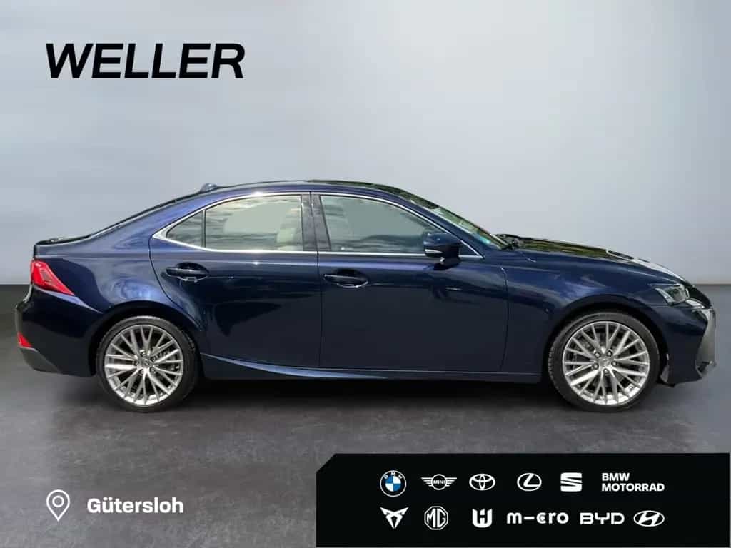 Lexus IS 200 Luxury *LED*Navi*Kamera*el. Sitze*SHZ*PDC 12/2016-photo-9