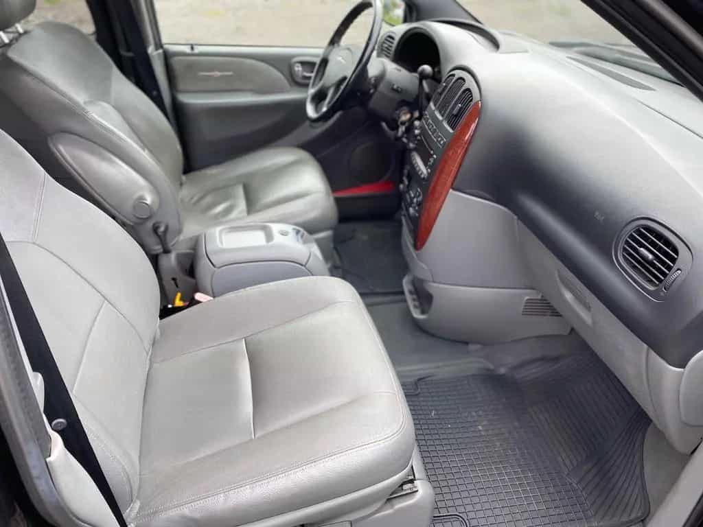 Chrysler Voyager 2.8 CRD Grand Voyager Limited / Tüv 05/2006-photo-13