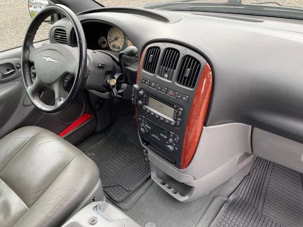 Chrysler Voyager 2.8 CRD Grand Voyager Limited / Tüv 05/2006-photo-14