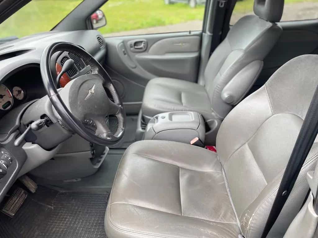 Chrysler Voyager 2.8 CRD Grand Voyager Limited / Tüv 05/2006-photo-9