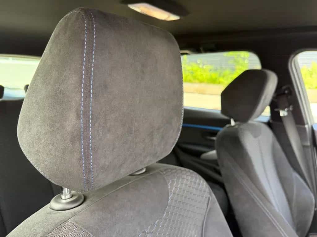 BMW 320 i Touring M Sport Kamera 18 Zoll Navi AHK 06/2018-photo-17