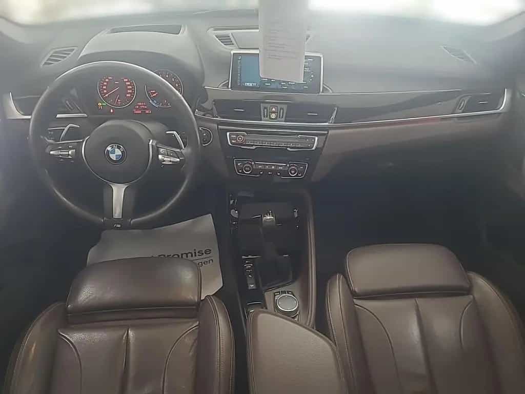 BMW X1 xDrive 20 i xLine Park-Assistent HUD Panorama 04/2017-photo-11