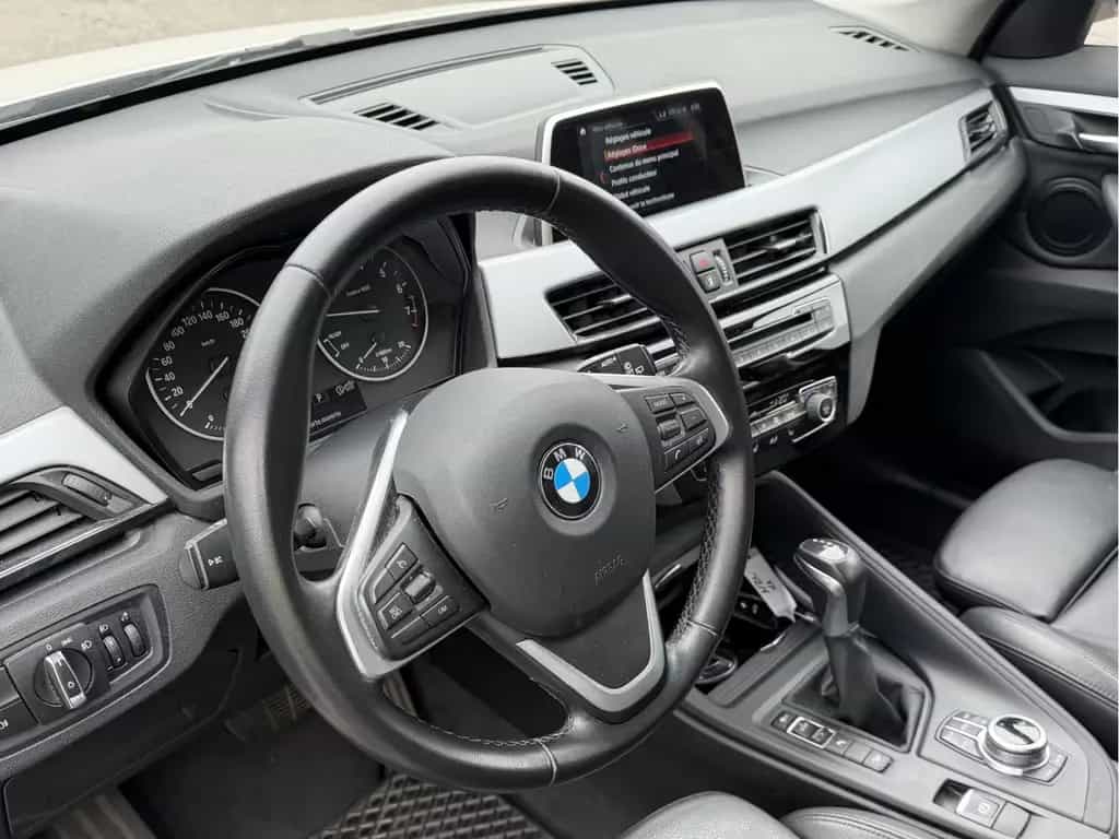 BMW X1 X1 2.0 i X drive Navi Cuir 4x4 09/2017-photo-3