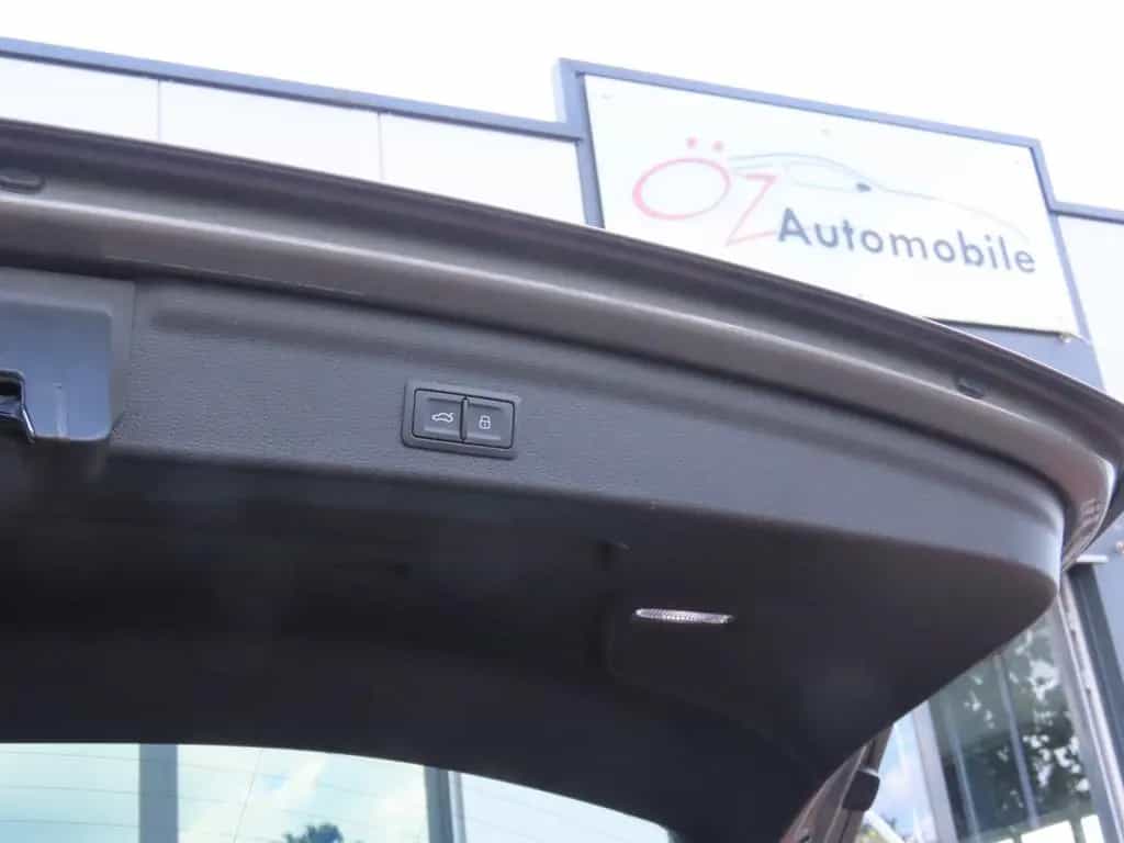 Audi Q3 35 TDI S tronic S line Leder Klimaauto. Navi 01/2021-photo-10