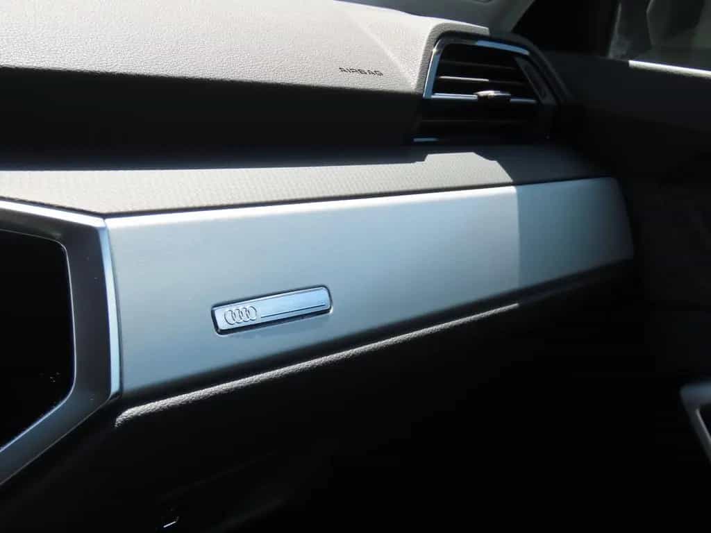 Audi Q3 35 TDI S tronic S line Leder Klimaauto. Navi 01/2021-photo-29