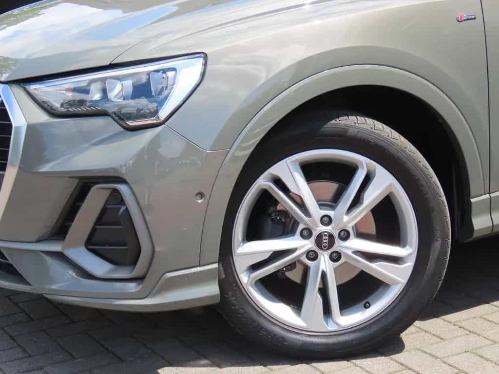 Audi Q3 35 TDI S tronic S line Leder Klimaauto. Navi 01/2021-photo-6