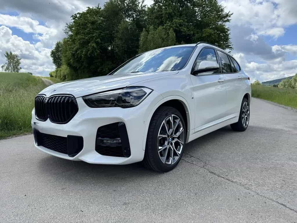 BMW X1 xDrive25i M Sport AHK.PANO.Matrix LED.AHK 10/2021-photo-0