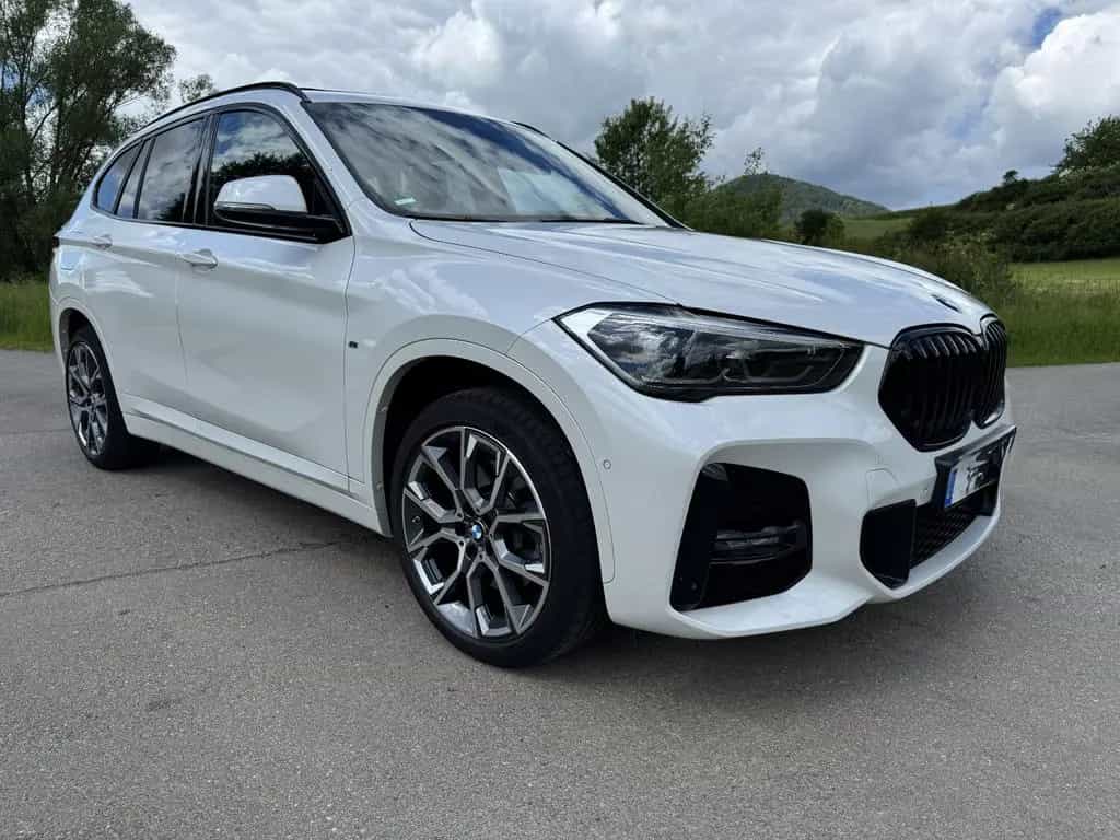 BMW X1 xDrive25i M Sport AHK.PANO.Matrix LED.AHK 10/2021-photo-3
