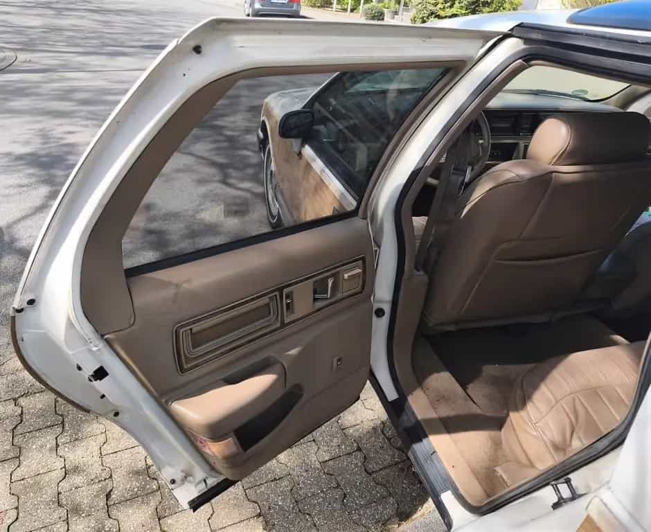 Buick Roadmaster 1993 BUICK Roadmaster Woody Wagon Chevy CAPRICE 06/1993-photo-11